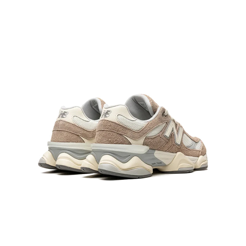 New Balance 9060 Driftwood  – Sneakers Women's